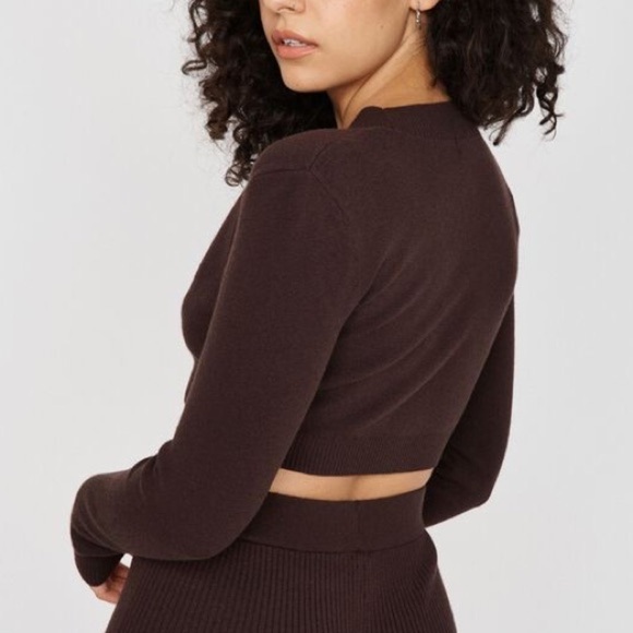 Cropped chocolate cardigan sweater - Picture 2 of 7